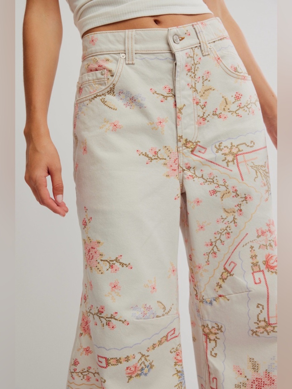 NWT - Free People - EDEN Printed High Slouchy Jeans - Picture 3 of 14